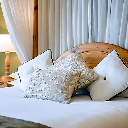 Meadowlands Otel 4*