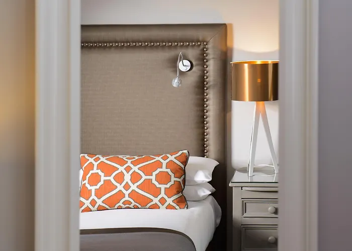 مياداونلودز 4*