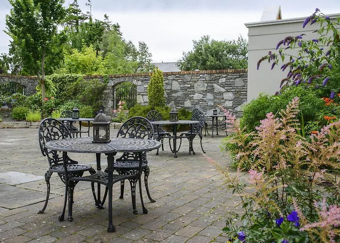 مياداونلودز فندق